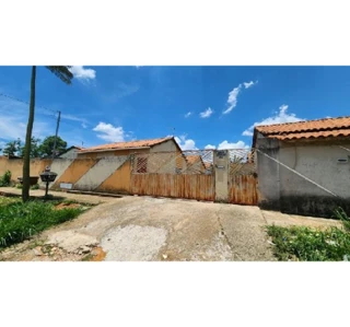 Imóvel 2056864 ['8444401497772'] - ['QUADRA 7,N. SN  CASA 06, LT B, AV 02, PARQUE INDUSTRIAL MINGONE - CEP: 72855-007, LUZIANIA - GOIAS'] ['Parque Industrial Mingone'] - ['Luziânia']/['GO'] - 1