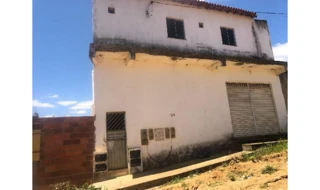 Imóvel 1548689 ['8444421046717'] - ['RUA RUA JONAS DE SOUZA LEAL,N. 25  003, UNIDIDADE RESIDENCIAL NO PAVIMENTO, JARDIM MACARANI - CEP: 45000-000, MACARANI - BAHIA'] [''] - ['Macarani']/['BA'] - 1